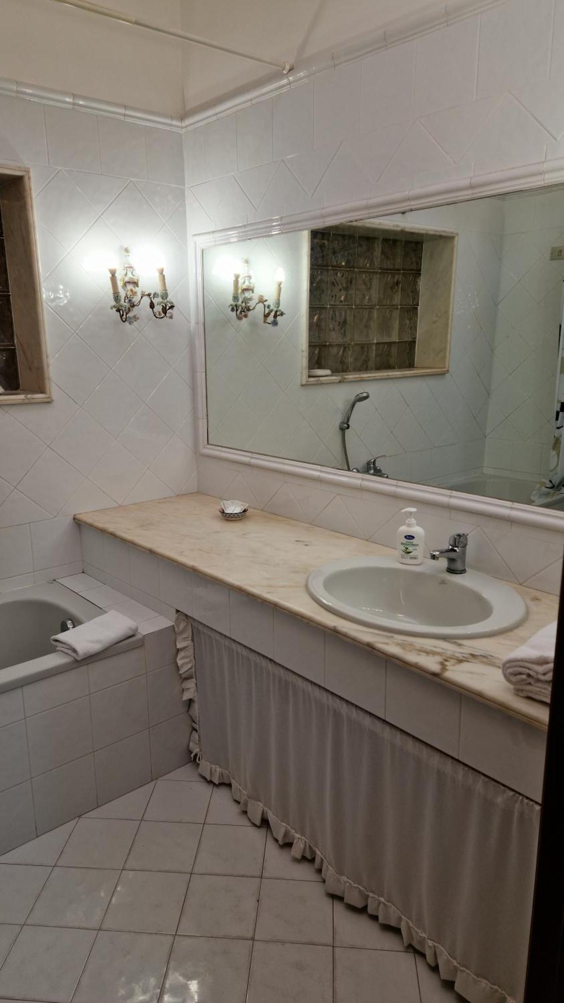 Rocksea Rooms เชฟาลู ภายนอก รูปภาพ